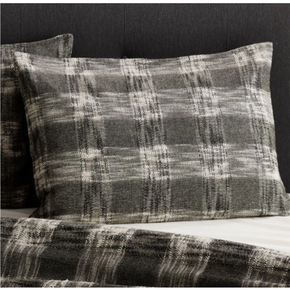 Crate & Barrel Standard Lindstrom Lattice Sham SET OF TWO, in packaging